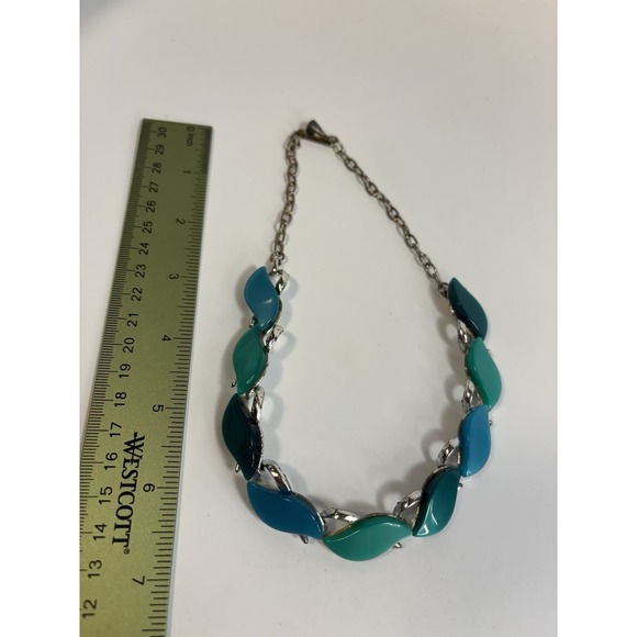 Vintage Necklace Lucite Choker Aquamarine Blue Beads Silver Tone Gorgeous - Picture 8 of 8